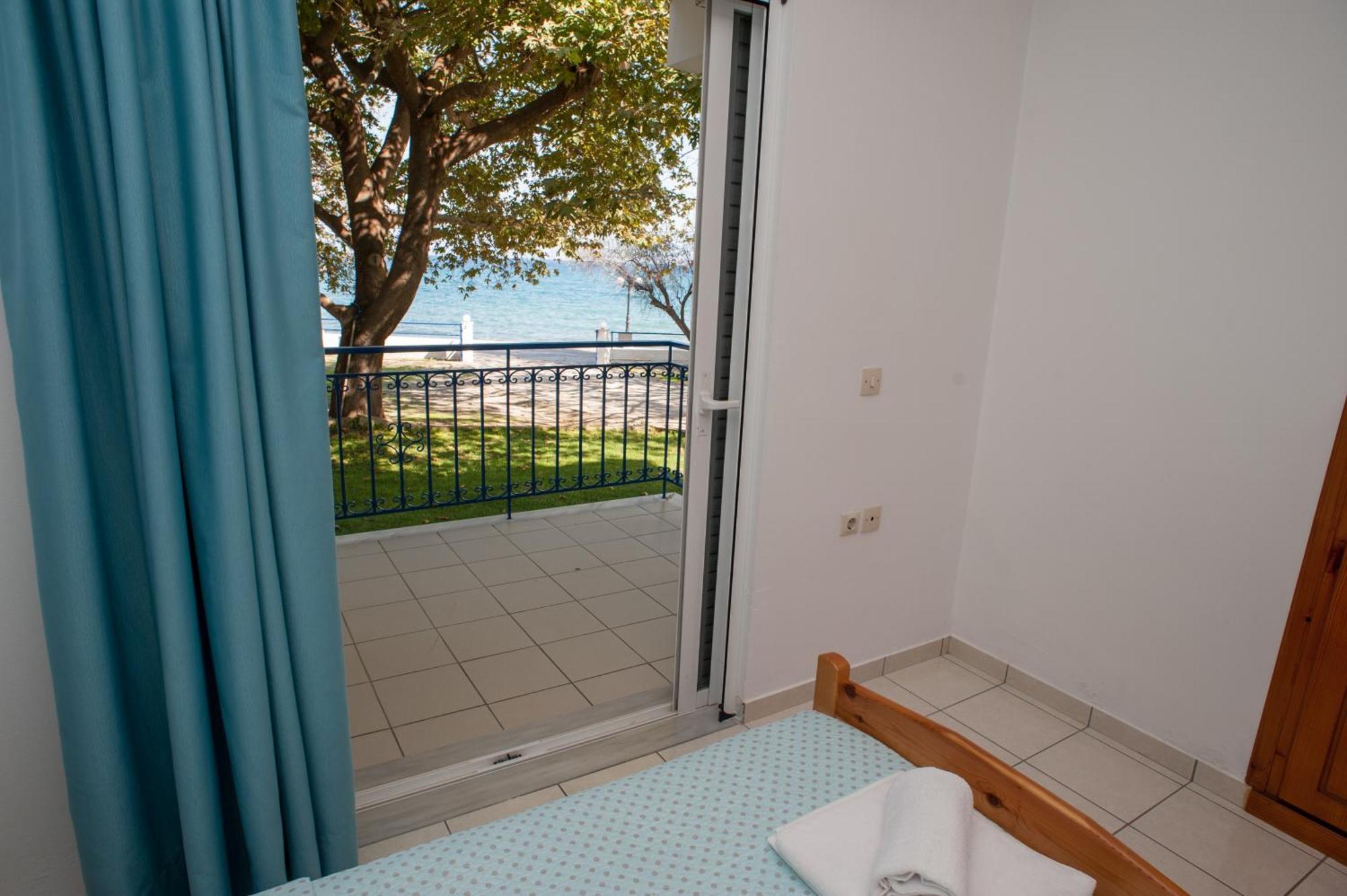Erodios Apartments Elaionas  客房 照片